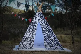 tipi / tepee / tipi / teepee Tent Zebra. Teepee Tent. 4 POLES INCLUDED